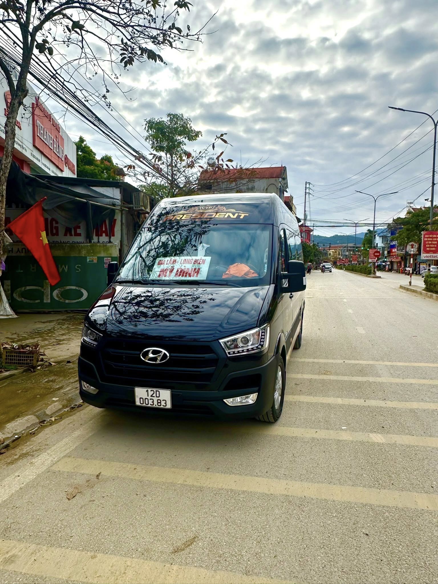 Chi tiết nội thất xe ghép